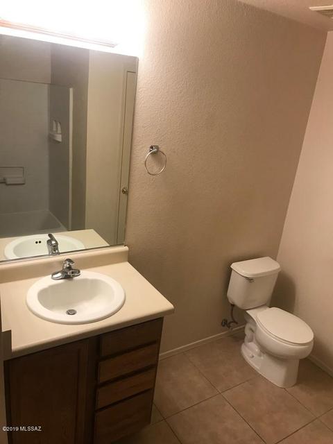 5896 E Tercel Dr, Tucson, AZ 85756 photo 11