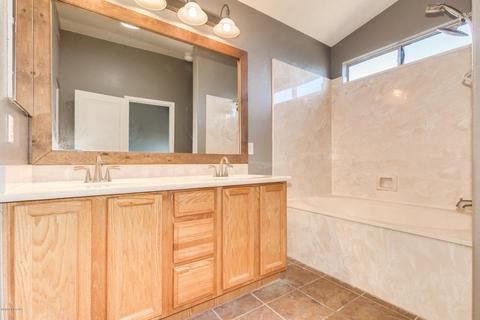 7454 S Pacific Willow Dr, Tucson, AZ 85747 photo 6
