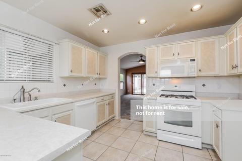 8846 E Mountain Spring Dr, Tucson, AZ 85747 photo 2