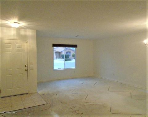 5886 E Cedarbird Dr, Tucson, AZ 85756 photo 2