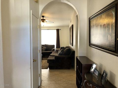 8908 E Apache Well Pl, Tucson, AZ 85730 photo 11