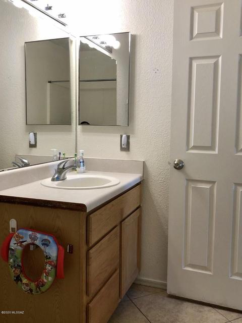 8908 E Apache Well Pl, Tucson, AZ 85730 photo 16