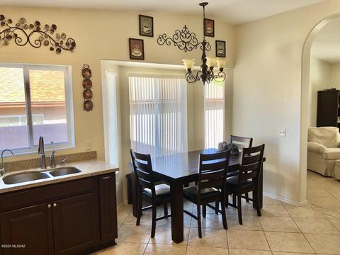 8908 E Apache Well Pl, Tucson, AZ 85730 photo 3