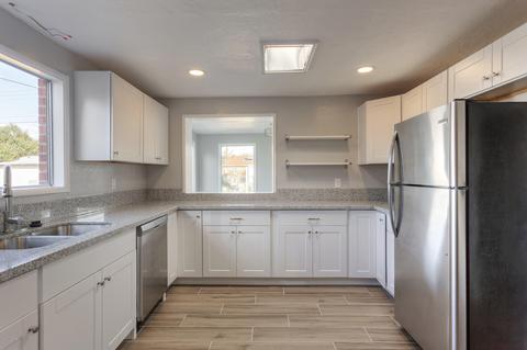 6743 E Cooper St, Tucson, AZ 85710 photo 2