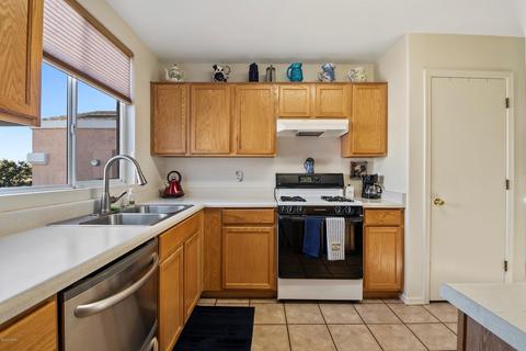 9490 E Bench Mark Loop, Tucson, AZ 85747 photo 4