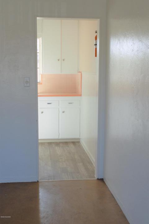 1334 E Spring St, Tucson, AZ 85719 photo 8