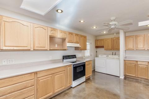 8230 E 18th St, Tucson, AZ 85710 photo 5