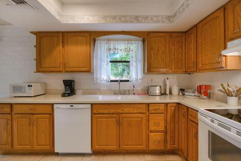 9565 E Stella Rd, Tucson, AZ 85730 photo 3