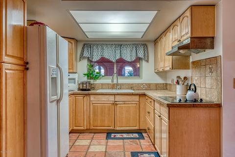 9349 E Daniel Pl, Tucson, AZ 85710 photo 6