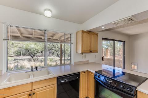 10550 E Snyder Rd, Tucson, AZ 85749 photo 6