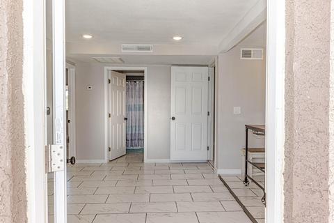 2429 E Cameron Vis, Tucson, AZ 85713 photo 5