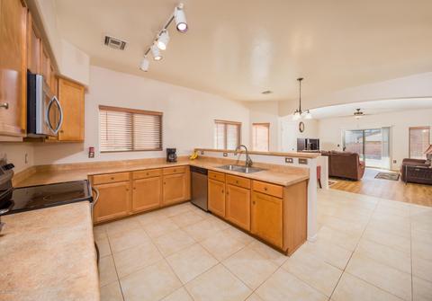 7548 E Fair Meadows Loop, Tucson, AZ 85756 photo 5