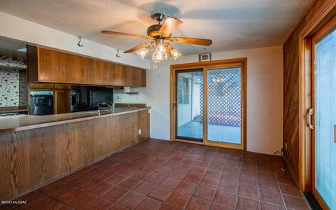 355 E Suffolk Dr, Tucson, AZ 85704 photo 5