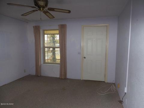 449 N Curtis Ave, Willcox, AZ 85643 photo 4