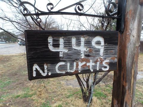 449 N Curtis Ave, Willcox, AZ 85643 photo 3