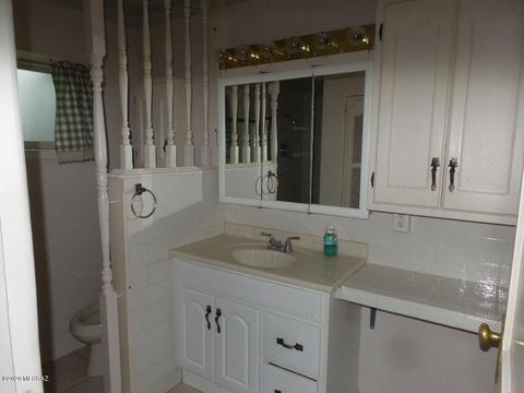 449 N Curtis Ave, Willcox, AZ 85643 photo 8