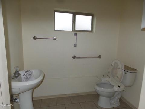 449 N Curtis Ave, Willcox, AZ 85643 photo 10