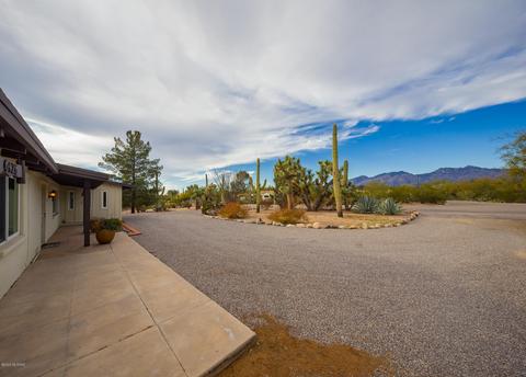 6426 E Printer Udell St, Tucson, AZ 85710 photo 3