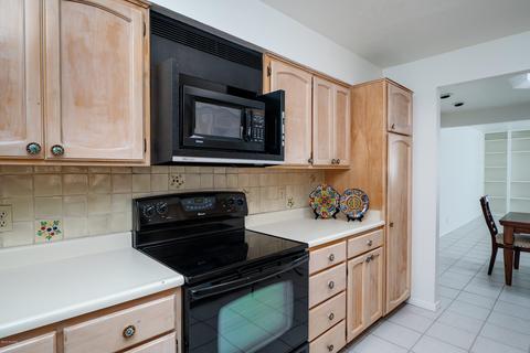 4205 E Allison Rd, Tucson, AZ 85712 photo 4