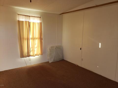 676 S Bisbee Ave, Willcox, AZ 85643 photo 5