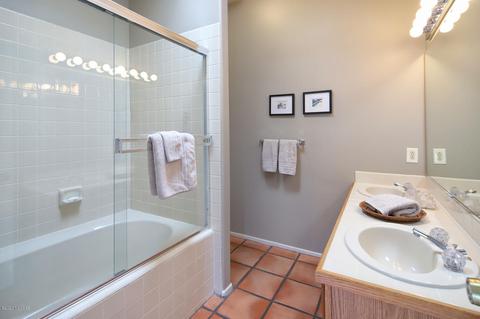 5383 E Francisco Loop, Tucson, AZ 85712 photo 17