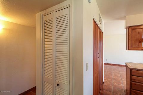 2142 E Jasmine Dr, Tucson, AZ 85706 photo 9