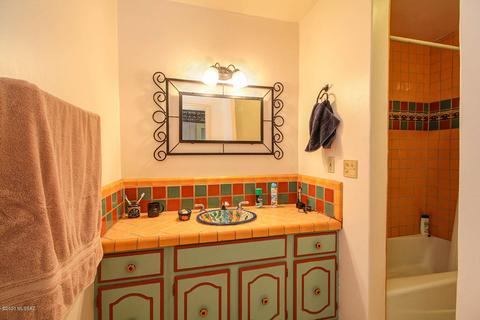901 E Hedrick Dr, Tucson, AZ 85719 photo 17