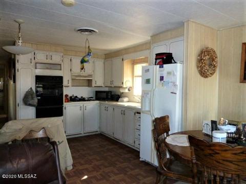 504 E Hillcrest Dr, Benson, AZ 85602 photo 6