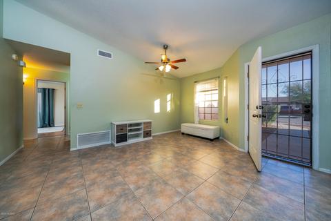 9751 E Bennett Dr, Tucson, AZ 85747 photo 4