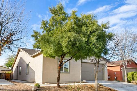 5034 E Kittentails Dr, Tucson, AZ 85756 photo 2
