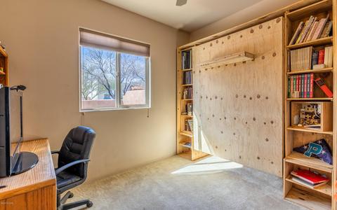 10482 E Sara Scarlet Loop, Tucson, AZ 85747 photo 18
