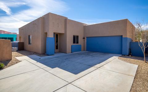 10482 E Sara Scarlet Loop, Tucson, AZ 85747 photo 2