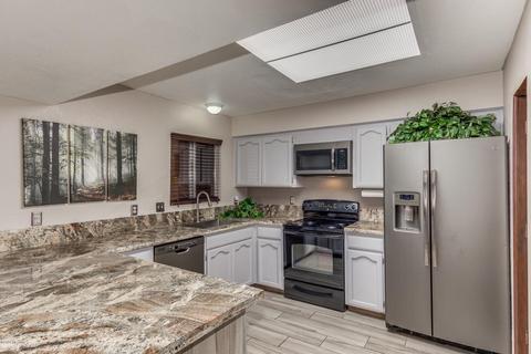 295 E Root Way, Tucson, AZ 85705 photo 4