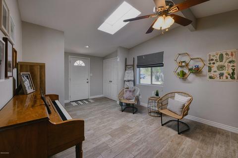 8731 E Burning Tree Dr, Tucson, AZ 85710 photo 3
