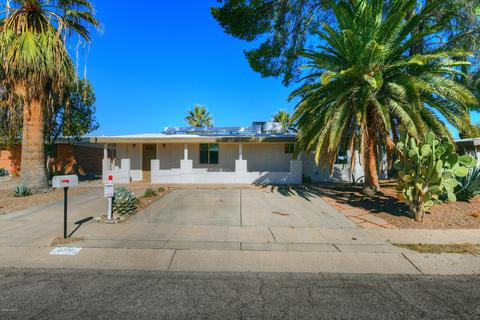 8731 E Burning Tree Dr, Tucson, AZ 85710 photo 1