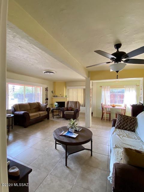 455 E Blacklidge Dr, Tucson, AZ 85705 photo 2