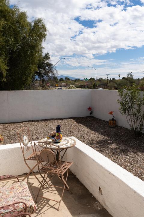 1041 E Grant Rd, Tucson, AZ 85719 photo 5