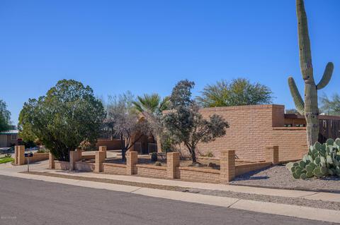 9433 E Watson Dr, Tucson, AZ 85730 photo 1