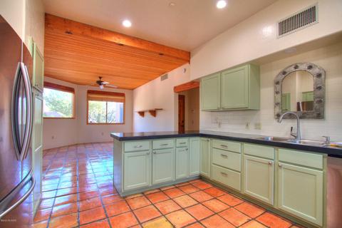 12515 E Thunderbird Trl, Tucson, AZ 85749 photo 20