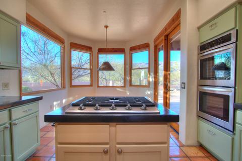 12515 E Thunderbird Trl, Tucson, AZ 85749 photo 4