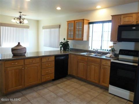 658 E Post Rd, Benson, AZ 85602 photo 9