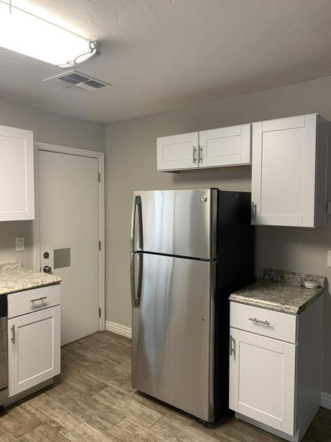 217 E 32nd St, Tucson, AZ 85713 photo 9