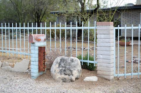 8822 E Snyder Rd, Tucson, AZ 85749 photo 3