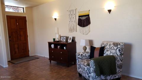 9449 E Lilly Bay Loop, Tucson, AZ 85710 photo 4