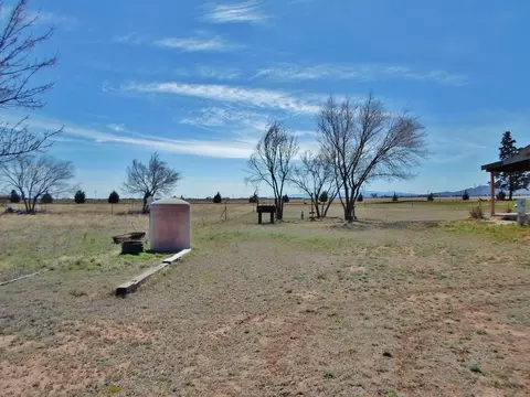 8695 N Ingram Rd, Willcox, AZ 85643 photo 6