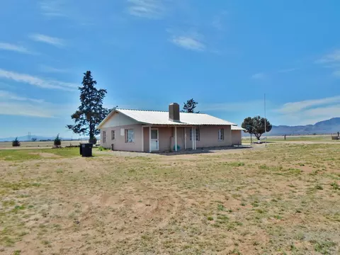 8695 N Ingram Rd, Willcox, AZ 85643 photo 7