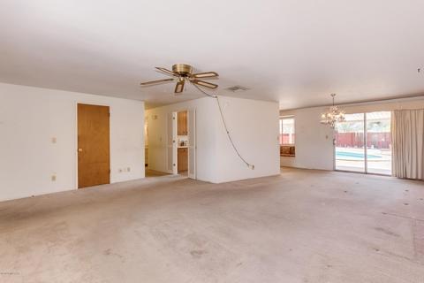 8450 E 2nd Pl, Tucson, AZ 85710 photo 8