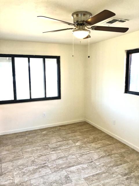 318 E Aircraft Rd, Tucson, AZ 85706 photo 9