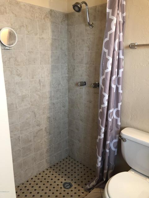 7455 E Random Ridge Dr, Tucson, AZ 85710 photo 13