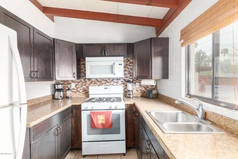 2703 E Sequoyah St, Tucson, AZ 85716 photo 6